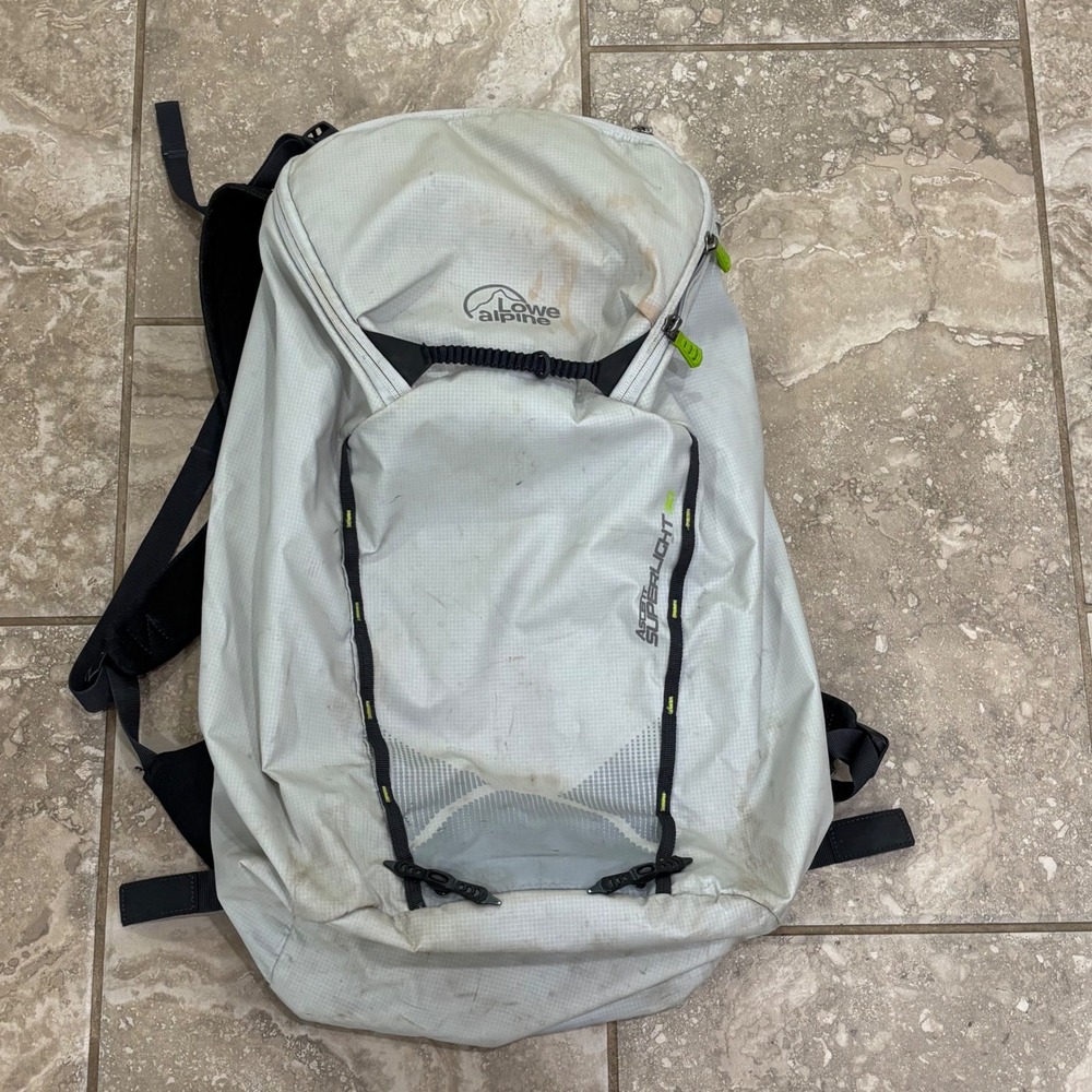 Lowe Alpine Ascent Superlight 30 Backpack Mens Gray Technical Climbing Pack